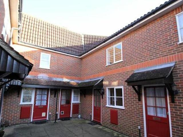 1 Bedroom Maisonette For Sale In Alton, Hampshire