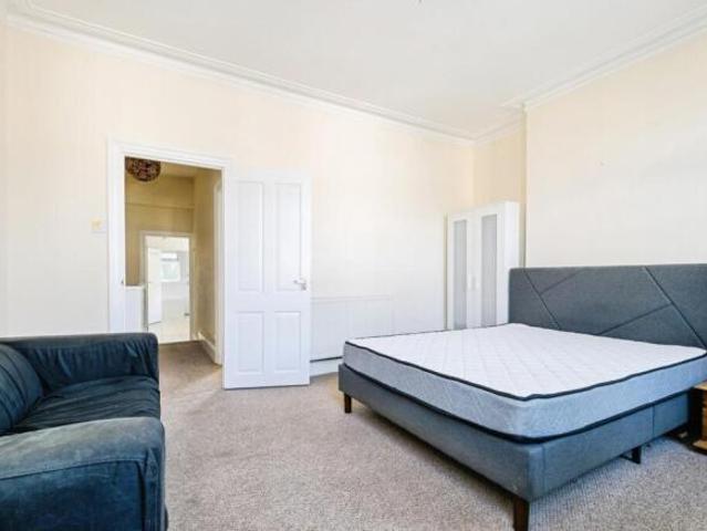 1 bedroom maisonette for sale in Church Road, LONDON, E12