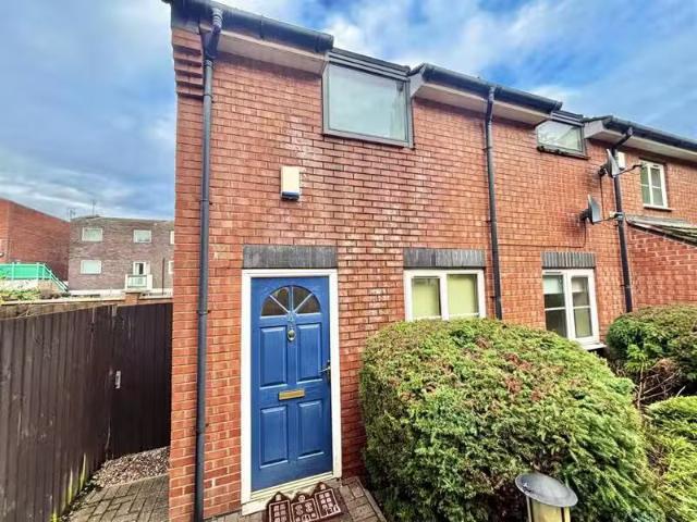 1 bedroom maisonette for rent in Tachbrook Street, Leamington.
