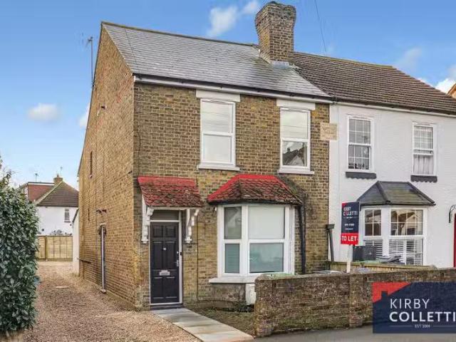 1 bedroom maisonette for rent in Whitley Road, Hoddesdon, Hert.