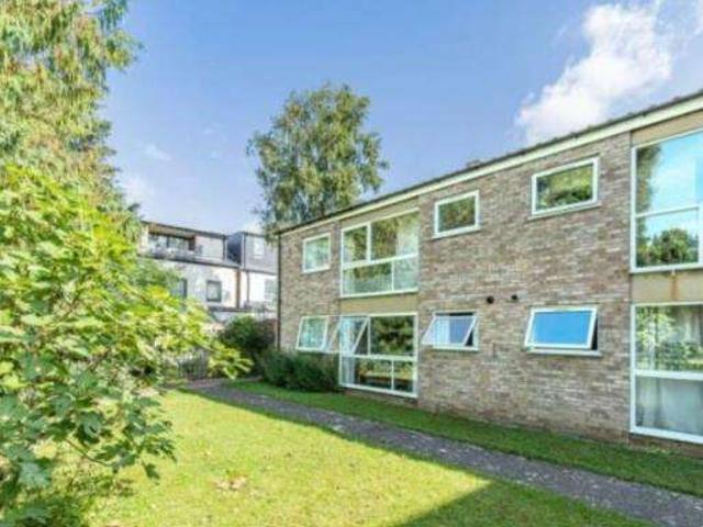 1 Bedroom Maisonette Flat