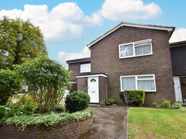 1 Bedroom Maisonette Flat