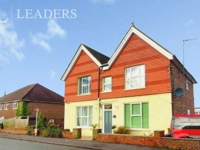 1 Bedroom Maisonette Flat