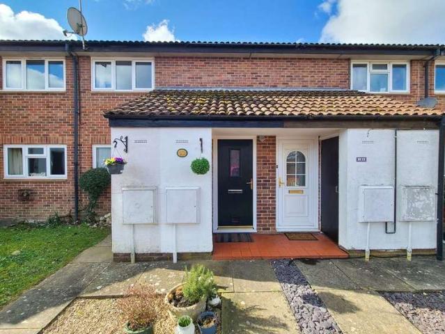 1 Bedroom Maisonette Flat