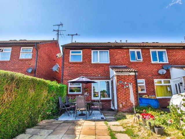 1 Bedroom Maisonette Flat