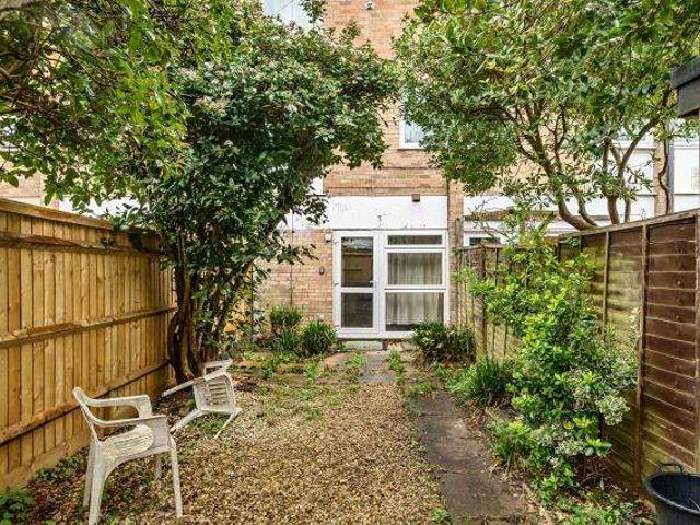 1 Bedroom Maisonette Flat