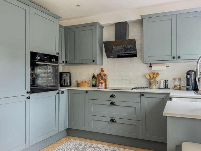 1 Bedroom Maisonette Flat