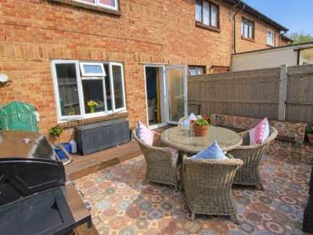 1 Bedroom Maisonette Flat
