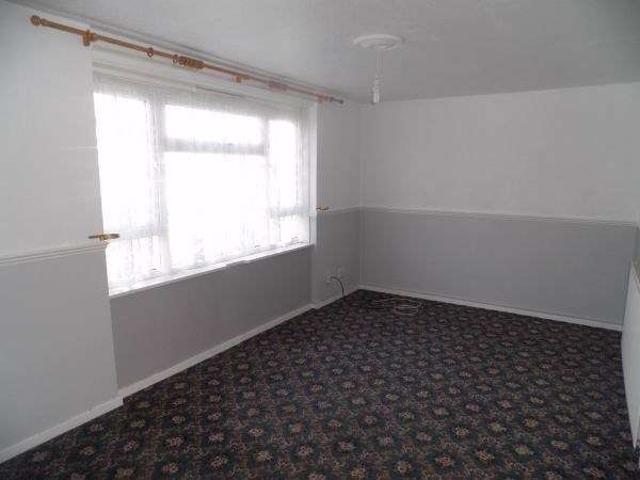 1 Bedroom Maisonette Flat