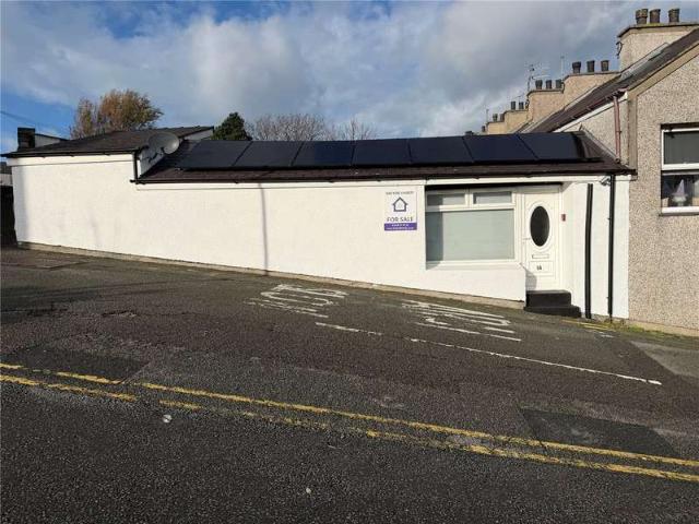 1 Bedroom Maisonette Flat