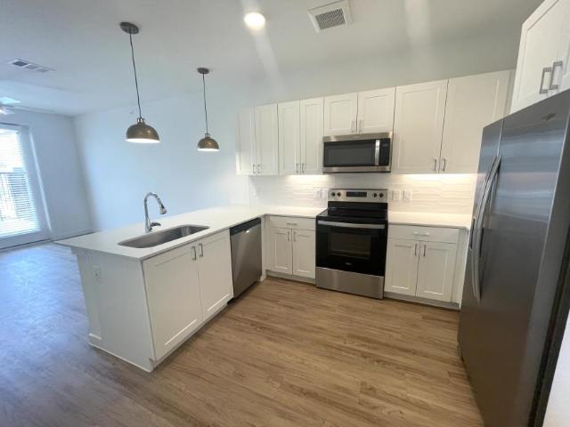 1 bedroom, Manor TX 78724 95851144