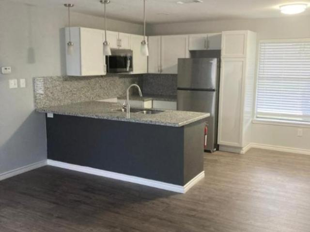 1 bedroom, Mcallen TX 78501 105776382