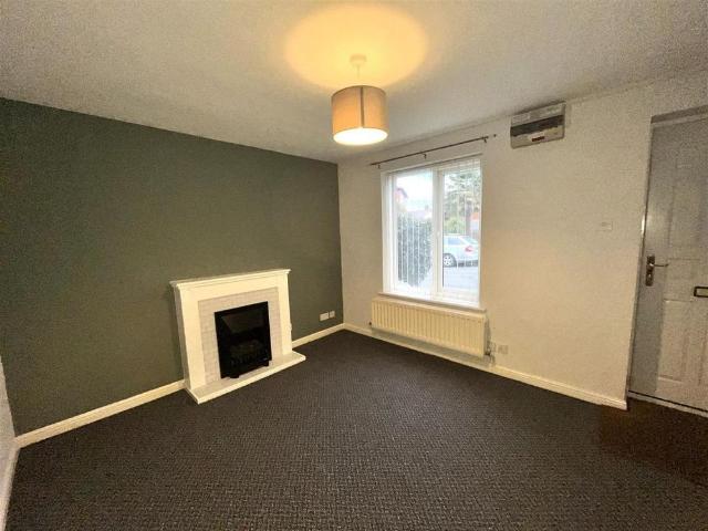 1 bedroom mews to rent