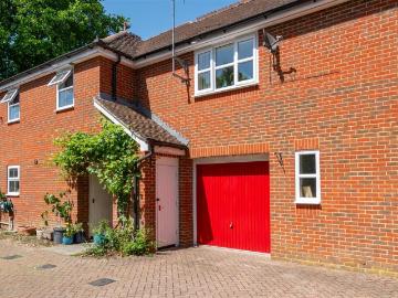1 bedroom mews for sale