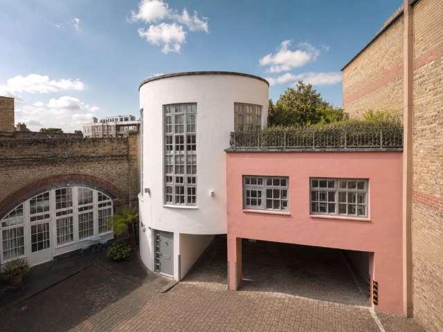 1 Bedroom Mews House