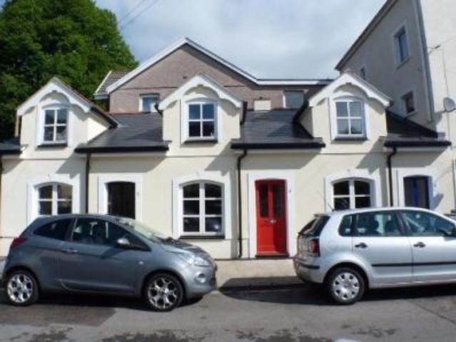 1 bedroom Mews house To Let
