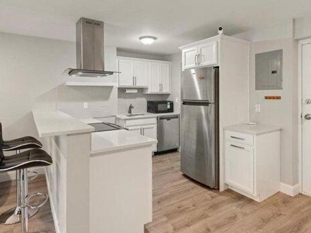 1 bedroom, Melrose MA 02176 105416528