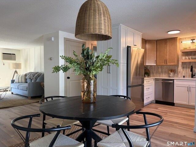 1 bedroom, Meriden CT 06450 105473791