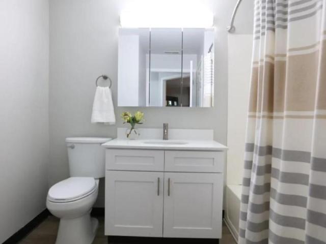 1 bedroom, Merrillville IN 46410 105778161