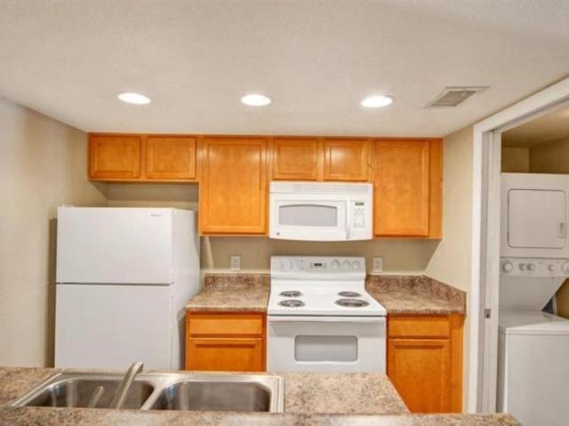 1 bedroom, Mesa AZ 85201 102288040