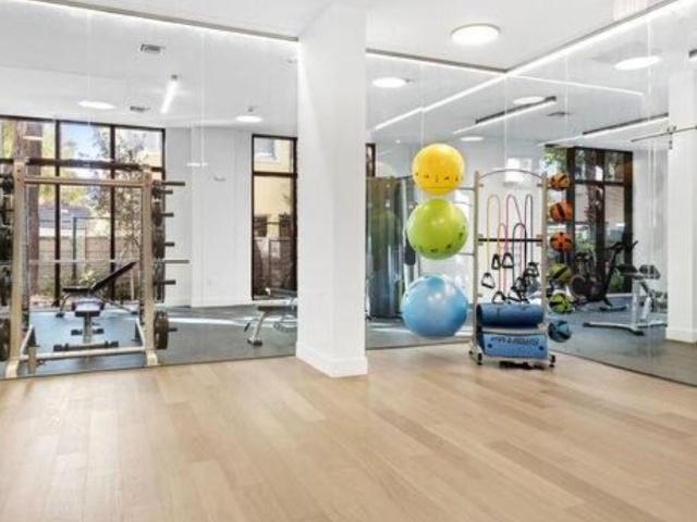 1 bedroom, Miami FL 33130 105970129