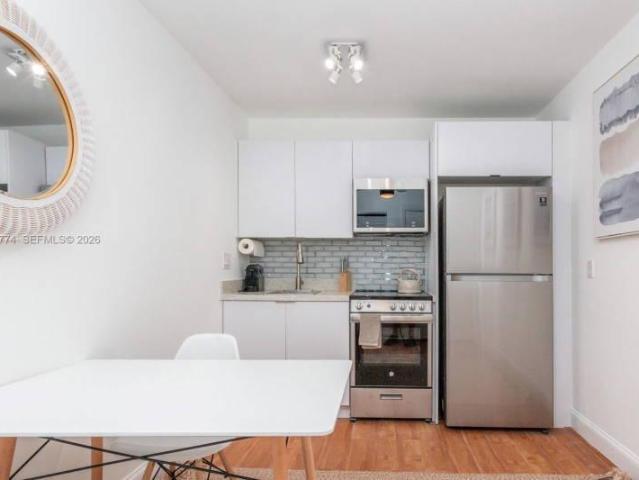 1 bedroom, Miami FL 33138 106030542