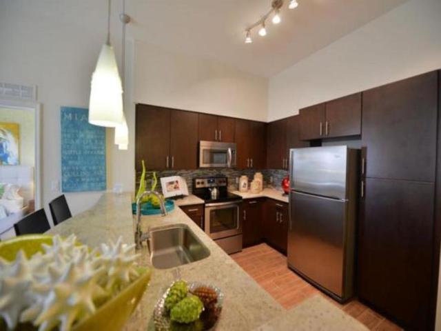 1 bedroom, Miami FL 33146 106016700