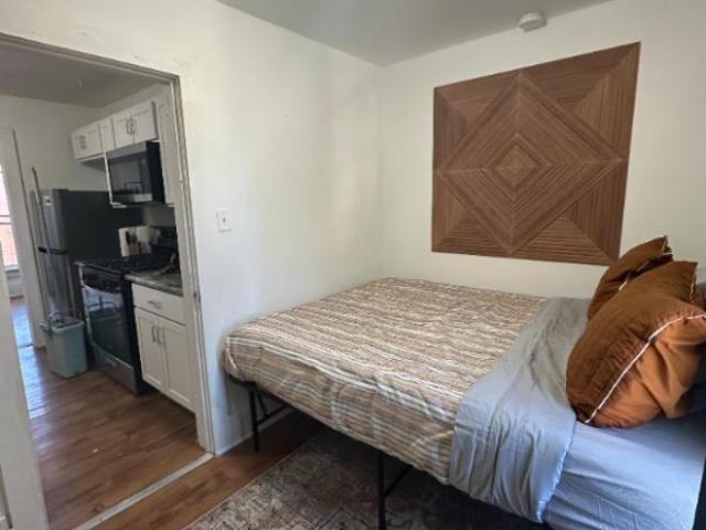 1 bedroom, Michigan City IN 36460 105019137