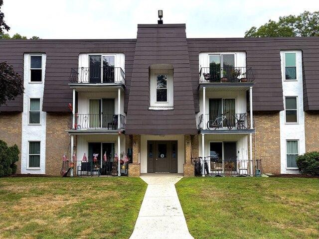 1 bedroom, Milford MA 01757 105404650
