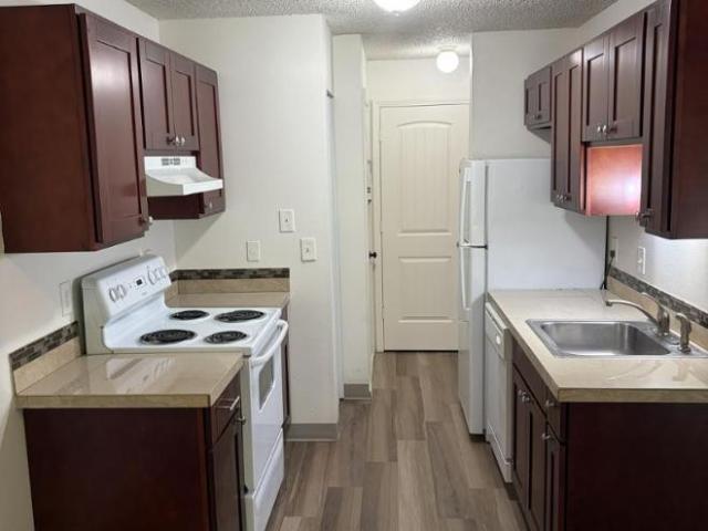 1 bedroom, Milwaukie OR 97222 105701339