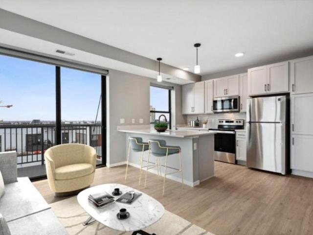 1 bedroom, Minneapolis MN 55408 104998954