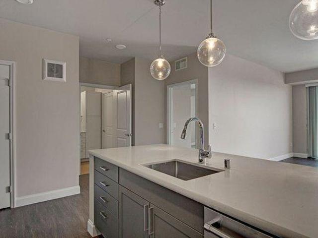 1 bedroom, Minneapolis MN 55408 85970462