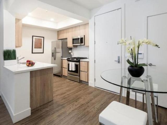 1 bedroom, North Hollywood CA 91601 101247107