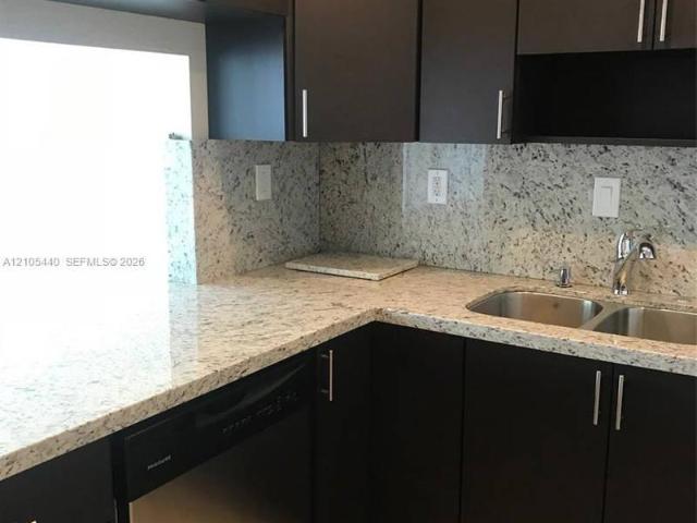 1 bedroom, North Miami Beach FL 33162 106133700