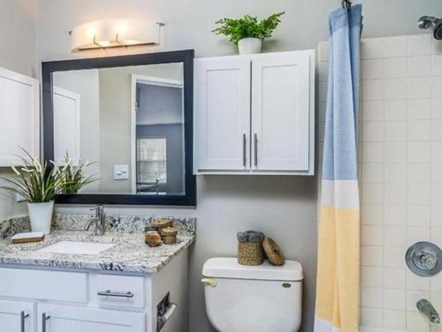 1 bedroom, Naperville IL 60563 105961762