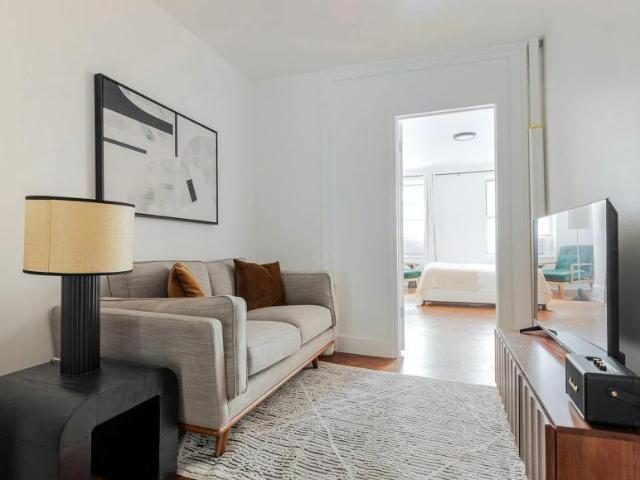 1 bedroom, New York City New York City 10009 105467909