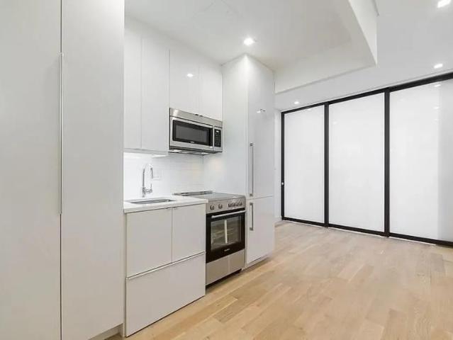 1 bedroom, New York NY 10012 105828064