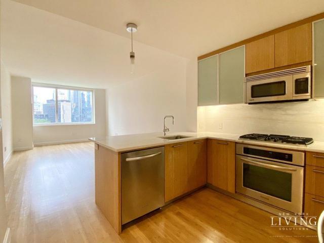 1 bedroom, NEW YORK NY 10280 70485823