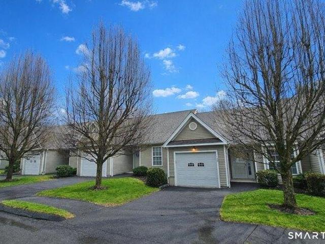 1 bedroom, Newtown CT 06482 104835423