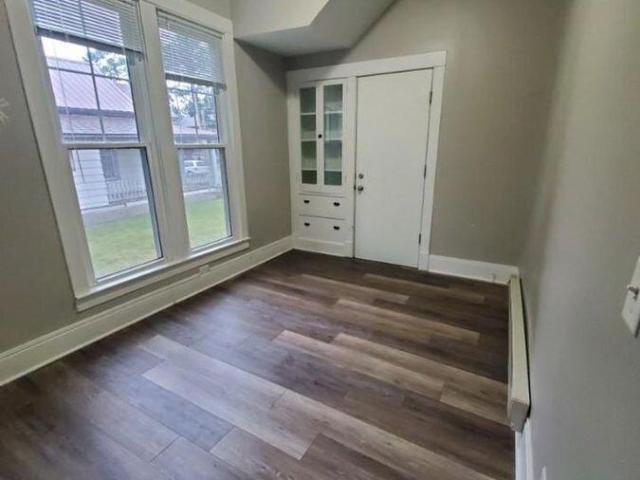 1 bedroom, Newton IA 50208 LS105209939