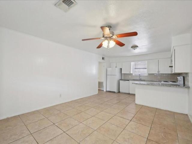 1 bedroom, Nederland TX 77627 LS95842602