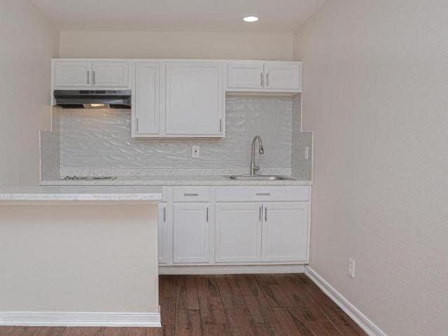 1 bedroom, South Houston TX 77587 LS103286997
