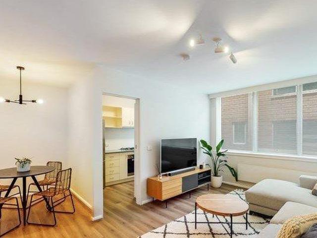 1 Bedroom Apartment South Yarra VIC 102761013