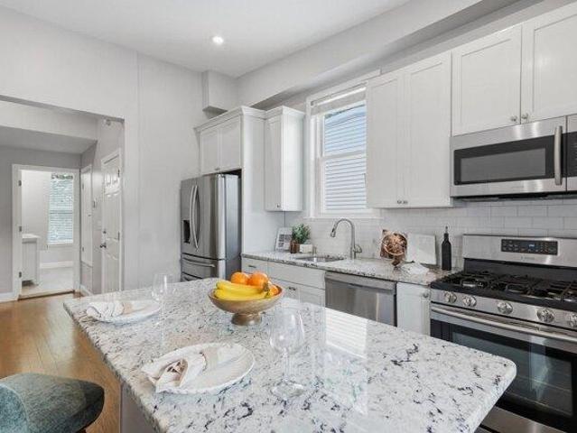 1 bedroom, Somerville MA 02145 105399936