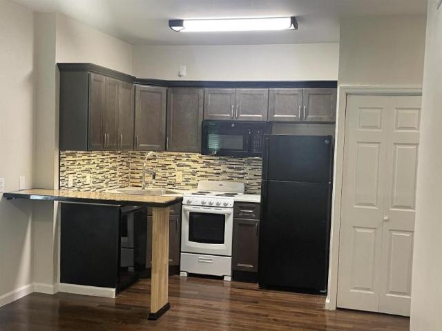 1 bedroom, Savannah GA 31401 104740195