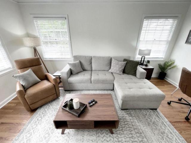 1 bedroom, Savannah GA 31405 104664397
