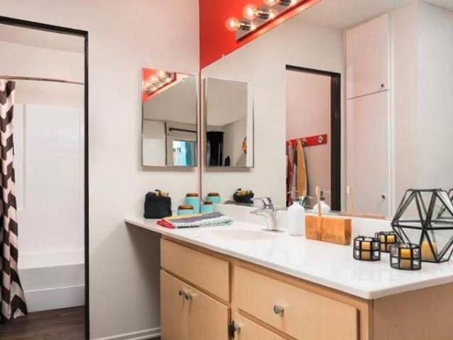 1 bedroom, San Diego CA 92109 104966875