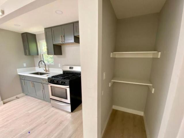 1 bedroom, San Diego CA 92111 106214275