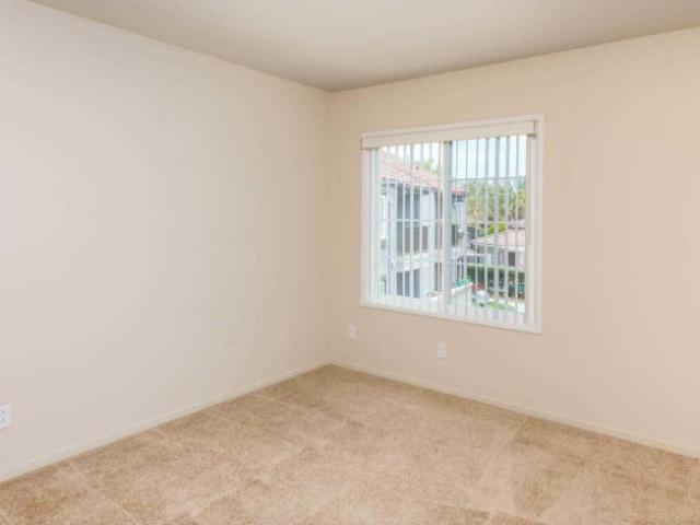 1 bedroom, San Diego CA 92130 104966536