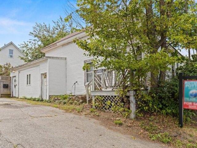 1 bedroom, Sanford ME 04073 105578858